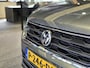 Volkswagen T-Roc 1.5 TSI Sport Business R Panorama | Camera | LED | Trekhaak | Zeer nette auto