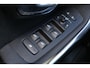 Volvo V40 T2 Edition Plus - AUTOMAAT - Verwarmde voorstoelen - Parkeersensoren achter - Volvo On Call - Cruise Control - Navigatie - 16' LMV