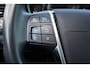 Volvo V40 T2 Edition Plus - AUTOMAAT - Verwarmde voorstoelen - Parkeersensoren achter - Volvo On Call - Cruise Control - Navigatie - 16' LMV