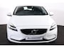 Volvo V40 T2 Edition Plus - AUTOMAAT - Verwarmde voorstoelen - Parkeersensoren achter - Volvo On Call - Cruise Control - Navigatie - 16' LMV