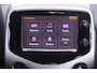 Citroën C1 1.2 PureTech Shine airco bleutooth stuurbediening stoelverwarming 4-seizoen-banden cruise-controle spiegels electrisch verstelbaar cv met sleutel
