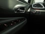 Opel Mokka 1.4 T Cosmo Sport 140Pk (SCHUIFDAK, NAVIGATIE, CLIMATE, STUUR/STOELVERWARMING, SPORTSTOELEN, GETINT GLAS, CAMERA, NIEUWSTAAT)