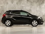 Opel Mokka 1.4 T Cosmo Sport 140Pk (SCHUIFDAK, NAVIGATIE, CLIMATE, STUUR/STOELVERWARMING, SPORTSTOELEN, GETINT GLAS, CAMERA, NIEUWSTAAT)