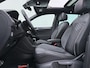 Volkswagen Tiguan 1.5 TSI R-Line | Pano Dak | Trekhaak | Camera | Side Assist | ACC | Elek. Achterklep | Stuur-/Stoelverwarming | Matrix LED | 20'' |