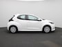 Toyota Yaris 1.5 Hybrid Active | Adaptieve Cruise Control | Camera | Licht- & Regensensor | Climate Control | Apple Carplay & Android Auto | DAB-Radio | Orig. NL
