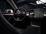 Tesla Model Y Long Range Dual Motor AWD 351pk Navi Camera Leer Warmtepomp ACC Autopilot PDC Elektr. achterklep Stoelverwarmimg voor en achter Stuurverwarming BTW auto SoH is 93,6%