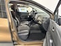 Renault Captur 120PK TCe Intens | 1ste Eigenaar | Navigatie | Climate Control | Camera | Lichtmetalen Velgen | Parkeersensoren | Cruise Control | Park Assist | Bluetooth Audio/Telefoon | Licht & Regen Sensor |
