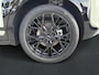 Kia EV3 GT-Line Business Edition 81.4 kWh | Black Edition | Ambient lighting | 20" Lichtmtalen velgen | Privacy Glass | GT-Line interieur | Stoel- en stuurwielverwarming |