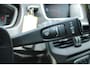 Volvo V40 T3 Automaat Polar+ Sport | Trekhaak | Panoramadak | Achteruitrijcamera | Parkeersensoren voor + achter | Keyless entry | Cruise Control | Stoelverwarming | Harman Kardon Premium Audio | Climate Control |