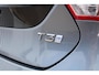 Volvo V40 T3 Automaat Polar+ Sport | Trekhaak | Panoramadak | Achteruitrijcamera | Parkeersensoren voor + achter | Keyless entry | Cruise Control | Stoelverwarming | Harman Kardon Premium Audio | Climate Control |