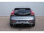 Volvo V40 T3 Automaat Polar+ Sport | Trekhaak | Panoramadak | Achteruitrijcamera | Parkeersensoren voor + achter | Keyless entry | Cruise Control | Stoelverwarming | Harman Kardon Premium Audio | Climate Control |