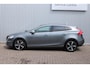 Volvo V40 T3 Automaat Polar+ Sport | Trekhaak | Panoramadak | Achteruitrijcamera | Parkeersensoren voor + achter | Keyless entry | Cruise Control | Stoelverwarming | Harman Kardon Premium Audio | Climate Control |
