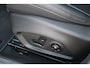Jeep Compass 4xe 240 Plug-in Hybrid Electric S | Adaptive Cruise control | Elektr. Stoelen | Airco | Achteruitrijcamera | DAB | Hill hold | Keyless entry/start | Navi Full Map | LMV 19" | Extra getint glas achter |