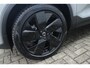 Volvo XC40 B4 Plus Black Edition | Panoramadak | Trekhaak | Verwarmbare voorstoelen, achterbank en stuurwiel | 360 graden camera | Premium audio by Harman Kardon | Apple carplay/Android auto