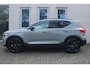 Volvo XC40 B4 Plus Black Edition | Panoramadak | Trekhaak | Verwarmbare voorstoelen, achterbank en stuurwiel | 360 graden camera | Premium audio by Harman Kardon | Apple carplay/Android auto
