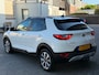 Kia Stonic 1.0 T-GDi MHEV DynamicPlusLine AUTOMAAT| Trekhaak | org. NL. auto | Park. sens. achter + camera | BTW|Climate control