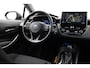 Toyota Corolla Touring Sports 1.8 Hybrid Style | Trekhaak | Navigatie | Apple Carplay / Android Auto | Stoelverwarming | Full LED | Parkeersensoren voor/achter | Camera | Head-up display | Keyless | Adaptive Cruise | Clima | 17 inch
