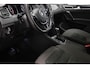 Volkswagen Golf Sportsvan 1.5 TSI ACT Highline Edition | PANORAMADAK | DRAADLOZE LADER | TREKHAAK | 18"
