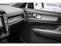 Volvo EX40 Single Motor Extended Range Ultra Black Edition | Europa | Harman Kardon audio | 20" wielen | Schuif-/kanteldak | Getint Glas | Elektrische stoelverstelling | Nubuck bekleding | Adaptive Cruise Control | Dodehoekdetectie |