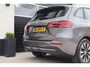 Mercedes-Benz B-klasse 180 Business Solution - Trekhaak - Half leder - Widescreen - Stoelverwarming - 2e eigenaar - NL Auto