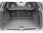 Lynk & Co 01 276PK More | 360 Graden Camera | Harman Kardon | Panoramadak | Elektrisch bedienbare voorstoel met geheugen | Keyless Entry | Getint glas | Adaptieve Cruise Control | Dodehoekassistent | Sfeerverlichting | Stuurwielverwarming | Stoelverwarming