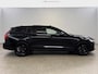 Volvo V60 2.0 B4D R-Design | Black Edition | Pano | Memory | HuD | B&W | Virtual | 360° Camera | Carplay | Trekhaak