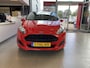 Ford Fiesta 1.0 EcoBoost Hot Hatch,Navigatie,Airco,Cruisecontrol,Bluetooth met Spraakbediening,Elektrischpakket,Spoiler,Milltek Sportuitlaat,Ipod Usb Aansluiting,17 Inch Lmv