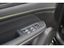 Lynk & Co 01 276PK More | 360 Graden Camera | Harman Kardon | Panoramadak | Elektrisch bedienbare voorstoel met geheugen | Keyless Entry | Getint glas | Adaptieve Cruise Control | Dodehoekassistent | Sfeerverlichting | Stuurwielverwarming | Stoelverwarming