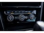 Volkswagen Passat Variant 1.5 TSI Elegance Business R | Achteruitrijcamera | Elektrisch glazen panorama-dak | R-Line exterieur