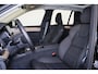 Volvo XC90 T8 Recharge AWD Ultra Dark - Luchtvering - Panorama/schuifdak - IntelliSafe Assist & Surround - 360º Camera - Bowers & Wilkins audio - Adaptieve LED koplampen - Verwarmde voorstoelen, stuur & achterbank - Parkeersensoren voor & achter - Elektr. bedienb. voorstoelen met geheugen - Draadloze tel. lader - Inklapbare trekhaak - 21' LMV