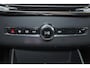 Volvo XC90 T8 Recharge AWD Ultra Dark - Luchtvering - Panorama/schuifdak - IntelliSafe Assist & Surround - 360º Camera - Bowers & Wilkins audio - Adaptieve LED koplampen - Verwarmde voorstoelen, stuur & achterbank - Parkeersensoren voor & achter - Elektr. bedienb. voorstoelen met geheugen - Draadloze tel. lader - Inklapbare trekhaak - 21' LMV
