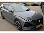 Peugeot e-308 SW GT 54 kWh | Nieuw model | Fase 3 laden | SOH 98% | Massage | Stoelverwarming | Navigatie | Camera | Origineel NL auto |