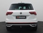 Volkswagen Tiguan 1.4 TSI eHybrid Elegance 245PK DSG Trekhaak, Head-Up Display, Elektr. Achterklep, Matrix LED Verlichting, 18" LM Velgen, Keyless, Side Assist, Ergo Comfort Stoelen
