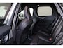 Volvo XC60 T8 Recharge AWD Ultra Black Edition Exec. - Luchtvering - Panorama/schuifdak - IntelliSafe Assist & Surround - 360º Camera - Bowers & Wilkins audio - Adaptieve LED koplampen - Verwarmde voorstoelen, stuur & achterbank - Parkeersensoren voor & achter - Elektr. bedienb. voorstoelen met geheugen - Geventileerde voorstoelen - Head up display - Draadloze tel. lader - Extra getint glas - Inklapbare trekhaak - 22' LMV