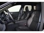Volvo XC60 T8 Recharge AWD Ultra Black Edition Exec. - Luchtvering - Panorama/schuifdak - IntelliSafe Assist & Surround - 360º Camera - Bowers & Wilkins audio - Adaptieve LED koplampen - Verwarmde voorstoelen, stuur & achterbank - Parkeersensoren voor & achter - Elektr. bedienb. voorstoelen met geheugen - Geventileerde voorstoelen - Head up display - Draadloze tel. lader - Extra getint glas - Inklapbare trekhaak - 22' LMV