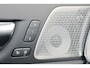 Volvo XC60 T8 Recharge AWD Ultra Black Edition Exec. - Luchtvering - Panorama/schuifdak - IntelliSafe Assist & Surround - 360º Camera - Bowers & Wilkins audio - Adaptieve LED koplampen - Verwarmde voorstoelen, stuur & achterbank - Parkeersensoren voor & achter - Elektr. bedienb. voorstoelen met geheugen - Geventileerde voorstoelen - Head up display - Draadloze tel. lader - Extra getint glas - Inklapbare trekhaak - 22' LMV