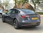 Tesla Model 3 Long Range AWD 75 kWh VAN: 35.900,- VOOR: 33.440,- UW HERFSTVOORDEEL: 2.460,-| FABRIEKSGARANTIE OP ACCU & AANDRIJFLIJN TOT 2031 OF 192.000 KM + ALGEMENE AUTO T/M 06-2027 of 80.000KM! BTW verrekenbaar