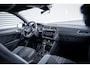 Volkswagen Tiguan 1.5 TSI R-Line Business+ | Achteruitrijcamera | Afneembare trekhaak | Elektrisch bedienbare achterklep met sensorsturing