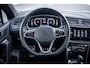 Volkswagen Tiguan 1.5 TSI R-Line Business+ | Achteruitrijcamera | Afneembare trekhaak | Elektrisch bedienbare achterklep met sensorsturing