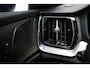 Volvo V60 2.0 B4 Ultimate Dark | PANORAMADAK | HEAD UP | STANDKACHEL | ACHTERBANKVERWARMING | 360 CAMERA | 20"
