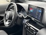 Toyota Yaris Cross 1.5 Hybrid Dynamic | Parkeersensoren V+A | Stuur en Stoelverwarm