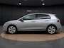 Volkswagen Golf 1.5 eHybrid Life Edition | Trekhaak | Camera | Side Assist | ACC | Stuur-/Stoelverwarming | Carplay | Spiegelpakket | 17'' |