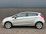 Ford Fiesta 1.25 Titanium/Weinig km/Nieuwe APK en beurt!