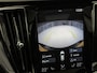 Volvo V60 2.0 T6 Twin Engine AWD R-Design 340Pk Automaat (PANORAMADAK, APPLE CARPLAY, HARMAN/KARDON, CAMERA, STOELVERWARMING, MEMORY SEATS, GETINT GLAS, NIEUWE APK, NIEUWSTAAT)