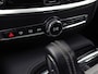 Volvo V60 2.0 T6 Twin Engine AWD R-Design 340Pk Automaat (PANORAMADAK, APPLE CARPLAY, HARMAN/KARDON, CAMERA, STOELVERWARMING, MEMORY SEATS, GETINT GLAS, NIEUWE APK, NIEUWSTAAT)