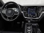 Volvo V60 2.0 T6 Twin Engine AWD R-Design 340Pk Automaat (PANORAMADAK, APPLE CARPLAY, HARMAN/KARDON, CAMERA, STOELVERWARMING, MEMORY SEATS, GETINT GLAS, NIEUWE APK, NIEUWSTAAT)