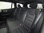 Volvo V60 2.0 T6 Twin Engine AWD R-Design 340Pk Automaat (PANORAMADAK, APPLE CARPLAY, HARMAN/KARDON, CAMERA, STOELVERWARMING, MEMORY SEATS, GETINT GLAS, NIEUWE APK, NIEUWSTAAT)