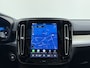 Volvo XC40 B4 211pk Plus Dark / 20'' / Panoramadak / 360 Camera / Pixel Koplampen / Trekhaak / Getint glas / Elektr. Stoelen / Harman&Kardon Audio /
