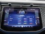Mercedes-Benz E-klasse 300 e AMG Line | Night | Panoramadak | Achteruitrijcamera | Stoelverwarming |