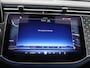 Mercedes-Benz E-klasse 300 e AMG Line | Night | Panoramadak | Achteruitrijcamera | Stoelverwarming |